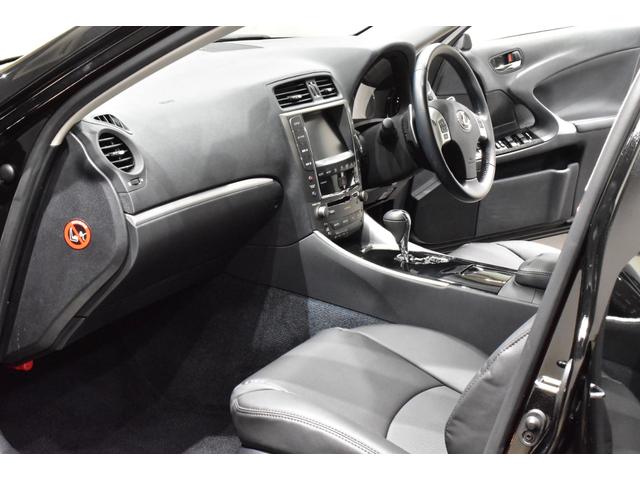 ＩＳ ＩＳ２５０　後期モデル／禁煙１オナ／新品ブラックレザー／Ｂｌｕｅｔｏｏｔｈ／フルセグ／Ｂカメラ／新品２０インチタイヤホイール／新品スピンドルエアロ／新品フルＬＥＤヘッド／新品フルＬＥＤテール／前後流れるウインカー（15枚目）