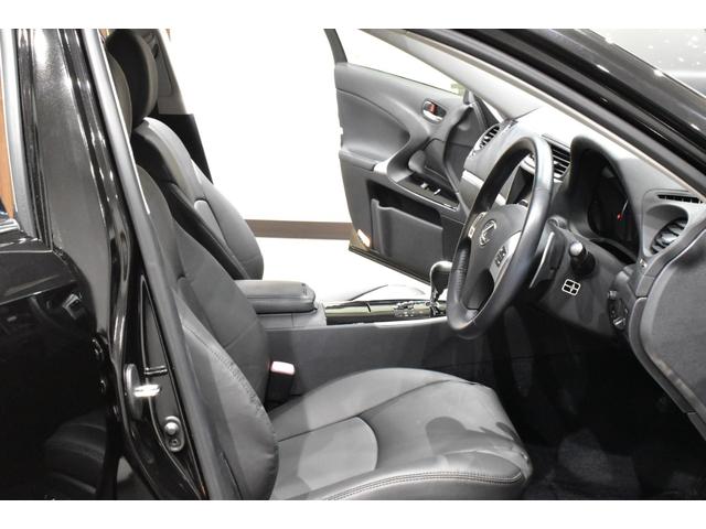 ＩＳ ＩＳ２５０　後期モデル／禁煙１オナ／新品ブラックレザー／Ｂｌｕｅｔｏｏｔｈ／フルセグ／Ｂカメラ／新品２０インチタイヤホイール／新品スピンドルエアロ／新品フルＬＥＤヘッド／新品フルＬＥＤテール／前後流れるウインカー（66枚目）