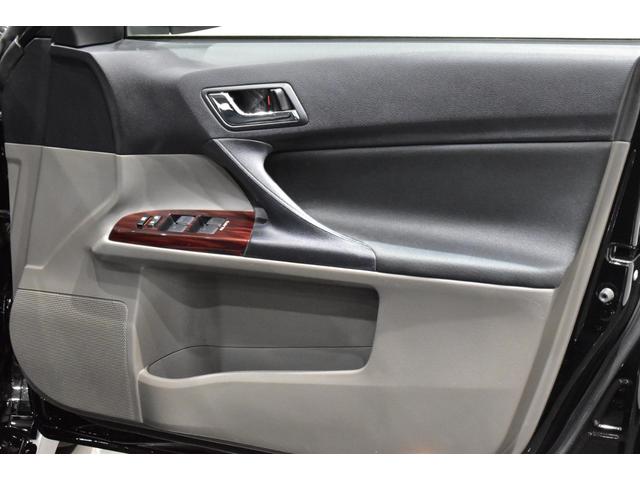 TOYOTA MARK X 250G RELAX SELECTION BLACK LIMITED