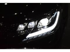 ☆ＬＥＤファイバーヘッドライト（流れるウインカー付）装備車！【ＬＥＤファイバーヘッドライトはハロゲンライトに比べ夜間の視認性にとても優れており、快適かつ安全なカーライフをお楽しみ頂けると思います！】☆ 2