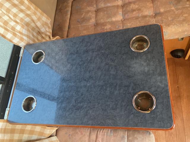 キャリイトラック 　キャンピングカー　ＡＴ　バックカメラ　タープ　ソラーパネル　梯子　ナビ　ＡＭ／ＦＭ　ＡＵＸ　パワーステアリング　エアコン（17枚目）