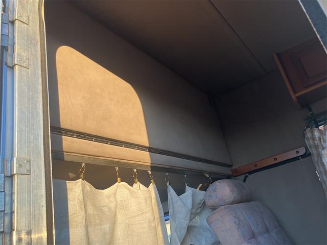 キャリイトラック 　キャンピングカー　ＡＴ　バックカメラ　タープ　ソラーパネル　梯子　ナビ　ＡＭ／ＦＭ　ＡＵＸ　パワーステアリング　エアコン（66枚目）