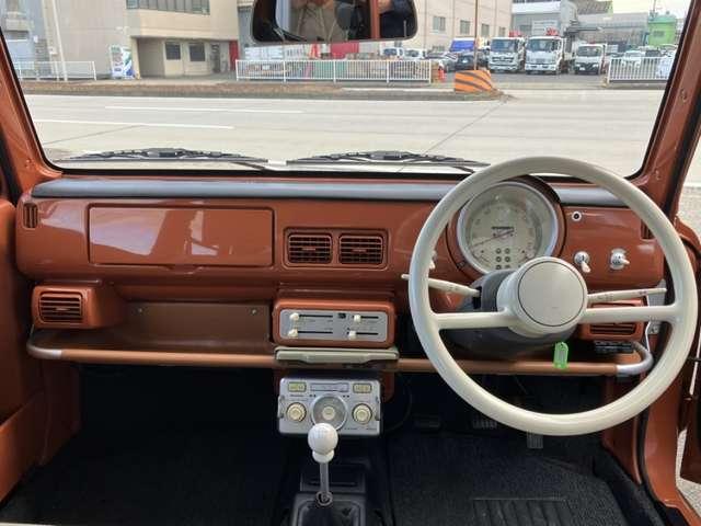 パオ キャンバストップ　純正オーディオ　ＥＴＣ　　５速ミッション車　ホロ張り替済み　車検整備付　走行６５０００Ｋｍ　ガソリン車　ルーフレール　レトロパネル　オレンジ（5枚目）