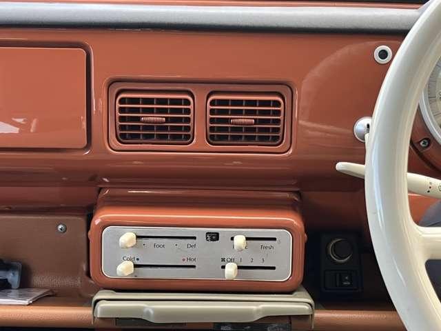 パオ キャンバストップ　純正オーディオ　ＥＴＣ　　５速ミッション車　ホロ張り替済み　車検整備付　走行６５０００Ｋｍ　ガソリン車　ルーフレール　レトロパネル　オレンジ（7枚目）