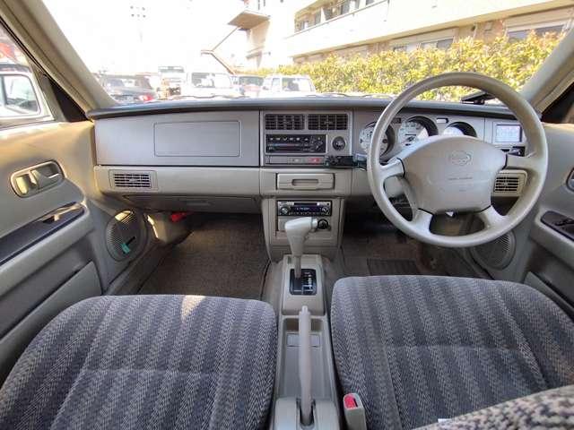 ラシーン ft タイプII 4WD 車検整備付 走行124000Km 4速オートマ ホワイト Wエアバッグ ABS ルーフレール 背面タイヤ レトロパネル ガソリン車(22枚目)