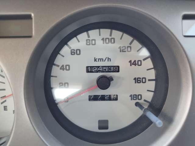 ラシーン ft タイプII 4WD 車検整備付 走行124000Km 4速オートマ ホワイト Wエアバッグ ABS ルーフレール 背面タイヤ レトロパネル ガソリン車(25枚目)