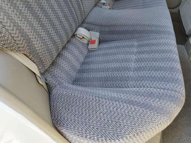 ラシーン ft タイプII 4WD 車検整備付 走行124000Km 4速オートマ ホワイト Wエアバッグ ABS ルーフレール 背面タイヤ レトロパネル ガソリン車(34枚目)