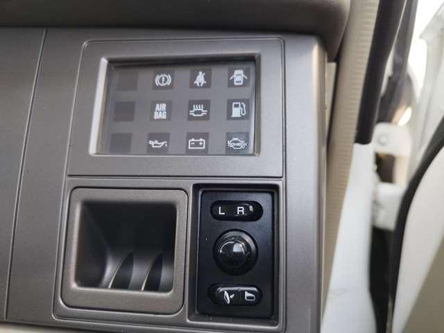 ラシーン ft タイプII 4WD 車検整備付 走行124000Km 4速オートマ ホワイト Wエアバッグ ABS ルーフレール 背面タイヤ レトロパネル ガソリン車(49枚目)