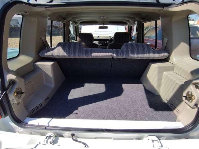 ラシーン ft タイプII 4WD 車検整備付 走行124000Km 4速オートマ ホワイト Wエアバッグ ABS ルーフレール 背面タイヤ レトロパネル ガソリン車(50枚目)