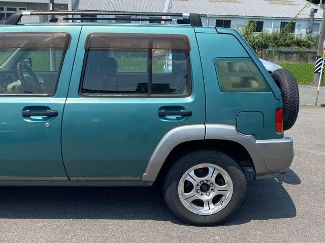 ラシーン フォルザ 4WD ETC 社外アルミ 4WD 車検整備付 4速オートマ 走行117000Km グリーンII オートエアコン 背面タイヤ ルーフレール(4枚目)