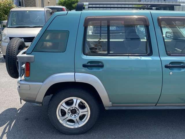 ラシーン フォルザ 4WD ETC 社外アルミ 4WD 車検整備付 4速オートマ 走行117000Km グリーンII オートエアコン 背面タイヤ ルーフレール(8枚目)