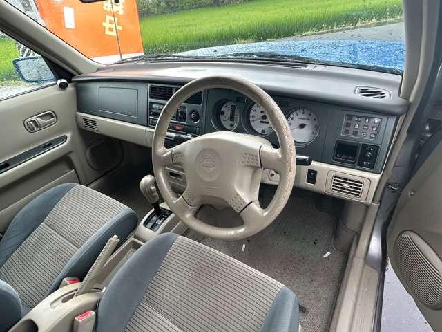 ラシーン フォルザ 背面タイヤ 4WD ルーフレール 車検整備付 4速オートマ 走行114000Km ブルー 修復歴無 ABS Wエアバッグ 整備付 ガソリン車(9枚目)