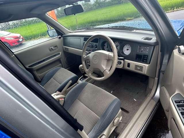 ラシーン フォルザ 背面タイヤ 4WD ルーフレール 車検整備付 4速オートマ 走行114000Km ブルー 修復歴無 ABS Wエアバッグ 整備付 ガソリン車(13枚目)