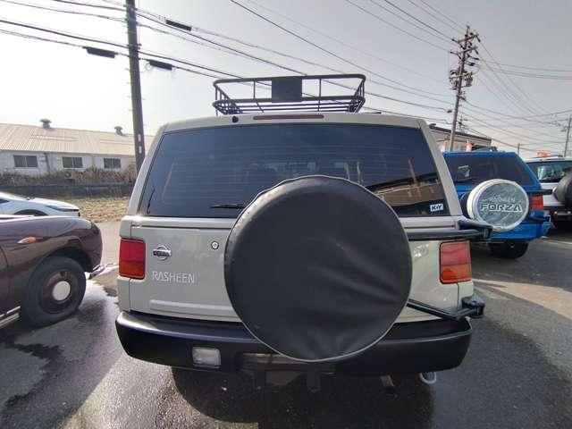 ラシーン タイプII 4WD キーレス カーナビ ETC 車検整備付 パワステ 新品タイヤ ラック ドライブレコーダー サンドベージュ 4速オートマ ルーフレール レトロパネル(4枚目)
