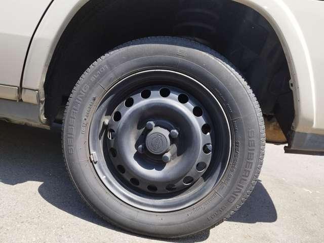 ラシーン タイプII 4WD キーレス カーナビ ETC 車検整備付 パワステ 新品タイヤ ラック ドライブレコーダー サンドベージュ 4速オートマ ルーフレール レトロパネル(16枚目)