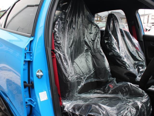 シビック タイプR レーシングブラックパッケージ ワンオーナー ホンダセンシング 純正ナビ フルセグ バックカメラ ETC2.0 純正19インチアルミ ブレンボキャリパー ワイヤレス充電 LEDヘッドライト(5枚目)