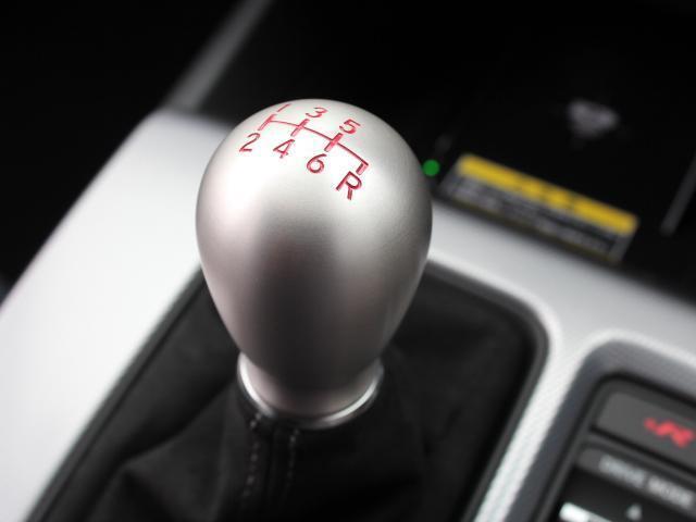 シビック タイプR レーシングブラックパッケージ ワンオーナー ホンダセンシング 純正ナビ フルセグ バックカメラ ETC2.0 純正19インチアルミ ブレンボキャリパー ワイヤレス充電 LEDヘッドライト(9枚目)