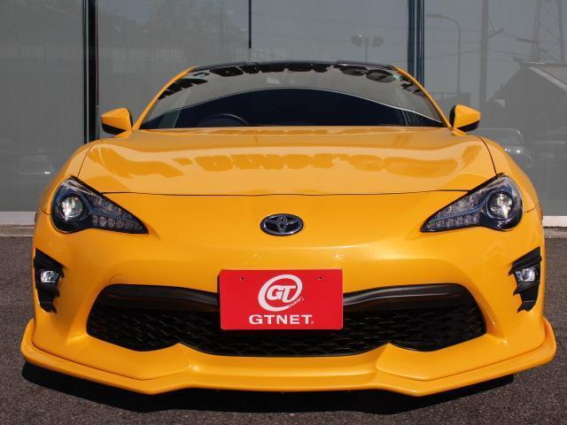 ８６ ＧＴ　ワンオーナー　ＴＲＤモノブロックブレーキキット　アドバンＧＴ１８インチ　ＴＲＤマフラー　ＴＲＤトランクスポイラー　後期ライト前後　ＴＥＩＮ車高調　ストラーダナビ　フルセグ　バックカメラ　買取車（12枚目）
