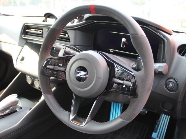 フェアレディZ NISMO NISMO製19アルミ 純正フルエアロ 純正RECAROハーフレザーシート 曙レッドキャリパー 純正ナビ フルセグ バックカメラ ETC 純正3連メーター パドルシフト クルコン LKA BSM(7枚目)