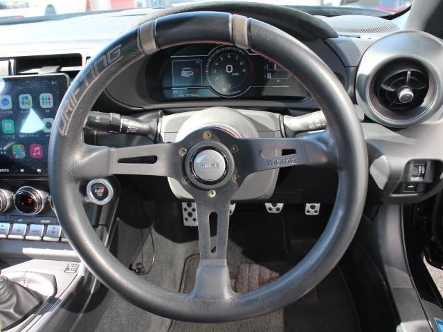 ＧＲ８６ ＲＺ　ＧＲＯＷダウンサス　運転席ＢＲＩＤＥフルバケ　ＷＯＲＫ製１８インチアルミ　ＭＯＭＯステアリング　ワークスベル　ＡＴＯＴＯディスプレイオーディオ　クルコン　シートヒーター　ＥＴＣ　ＬＥＤヘッドライト（8枚目）