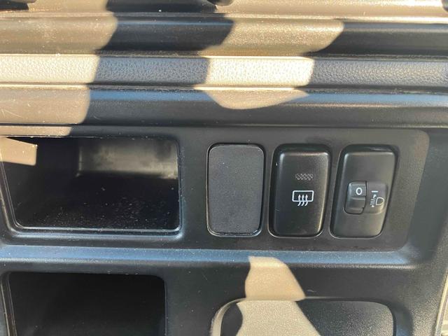 ハイゼットカーゴ スペシャル　軽バン　ＡＴ　ナビ　ＴＶ　両側スライドドア　キーレスエントリー　エアコン　運転席エアバッグ　助手席エアバッグ　ＣＤ　ＵＳＢ（9枚目）