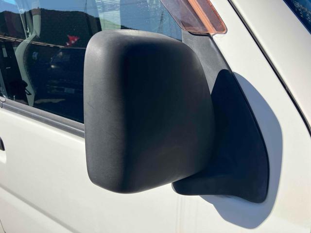 ハイゼットカーゴ スペシャル　軽バン　ＡＴ　ナビ　ＴＶ　両側スライドドア　キーレスエントリー　エアコン　運転席エアバッグ　助手席エアバッグ　ＣＤ　ＵＳＢ（23枚目）