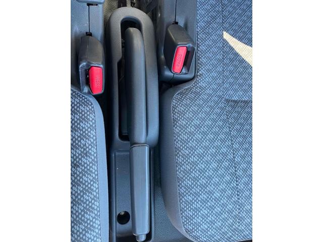 ハイゼットカーゴ スペシャル　軽バン　ＡＴ　ナビ　ＴＶ　両側スライドドア　キーレスエントリー　エアコン　運転席エアバッグ　助手席エアバッグ　ＣＤ　ＵＳＢ（37枚目）