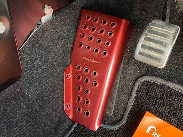 ベースグレード 鑑定書付 GREDDYフロントリップ再塗装済 ノンターボ1600cc 6MT ディスプレイオーディオ クルコン HIDライト(16枚目)