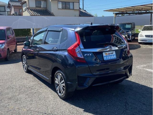 フィットハイブリッド Ｓパッケージ　純正ナビ　衝突軽減ブレーキ　ＣＤ／ＤＶＤ再生　ＬＥＤヘッド　ＴＶ　バックカメラ　ＥＴＣ　クルーズコントロール（42枚目）