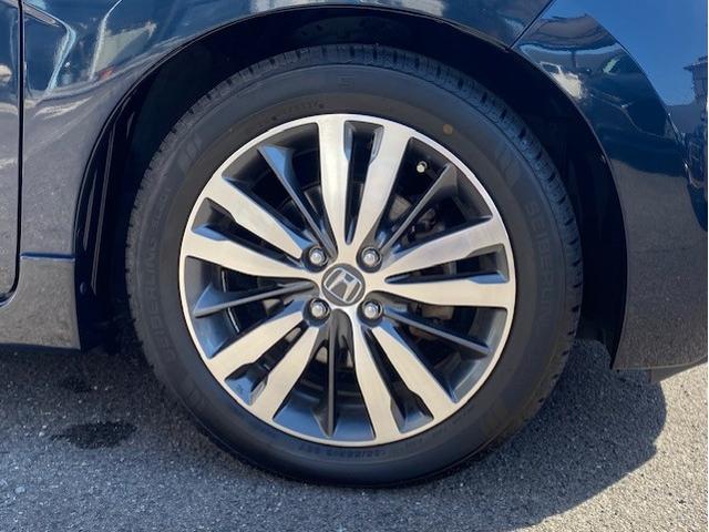 フィットハイブリッド Ｓパッケージ　純正ナビ　衝突軽減ブレーキ　ＣＤ／ＤＶＤ再生　ＬＥＤヘッド　ＴＶ　バックカメラ　ＥＴＣ　クルーズコントロール（64枚目）