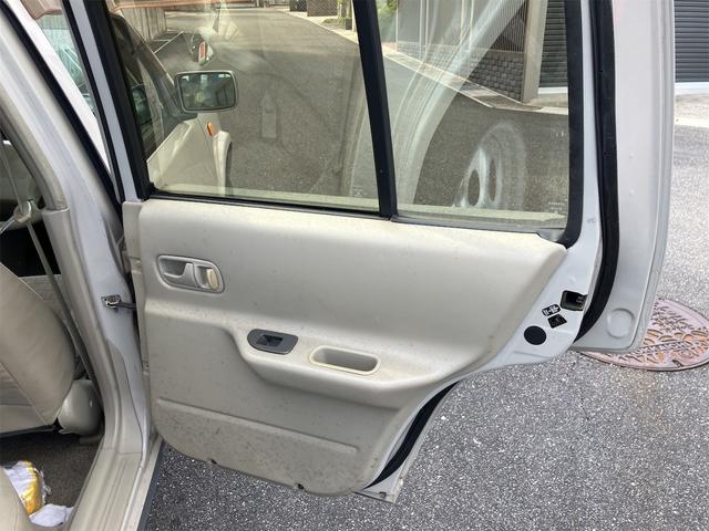 ラシーン タイプＩＩ　４ＷＤ　ＡＴ　ＣＤ　ＡＢＳ　エアコン　パワーステアリング　パワーウィンドウ　ルーフレール（29枚目）