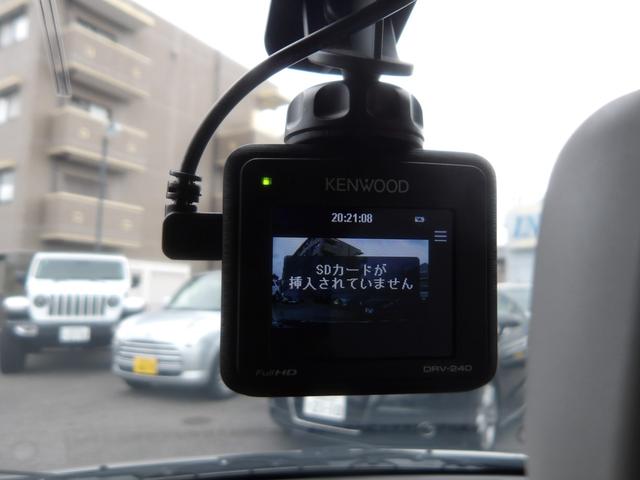 アルトワークス ベースグレード　５速ＭＴ／ストラーダナビ／ＴＶ／バックカメラ／Ｂｕｌｅｔｏｏｔｈ／クルコン／ＥＴＣ／純正ＲＥＣＡＲＯシート／レッドブレーキキャリパー／Ｐスタート／スマートキー／純正ＡＷ／メンテナンスノート／スペアキー（12枚目）