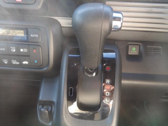 N-VAN+スタイル ファン・ターボホンダセンシング 純正8インチナビ/フルセグTV/バックカメラ/デジタルインナーミラー/クルーズコントロール/LKA/ホンダセンシング/ターボ/プッシュスタート/スマートキー/4WD(11枚目)