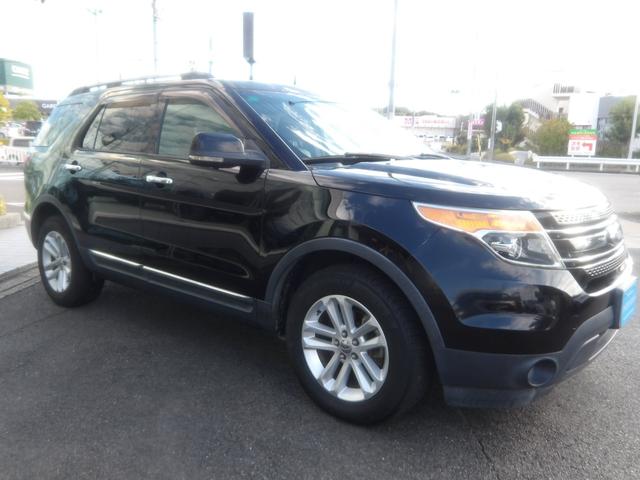 エクスプローラー リミテッド　１オーナー／パノラマサンルーフ／黒革シート／ＥＴＣ／シートクーラー＆ヒーター／パワーリアゲート／電動格納サードシート／リアモニター／フロント・サイド・バックカメラ（6枚目）