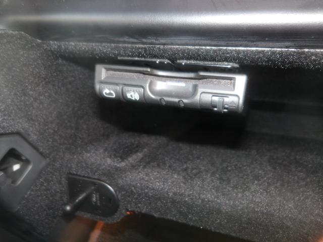 エクスプローラー リミテッド　１オーナー／パノラマサンルーフ／黒革シート／ＥＴＣ／シートクーラー＆ヒーター／パワーリアゲート／電動格納サードシート／リアモニター／フロント・サイド・バックカメラ（46枚目）