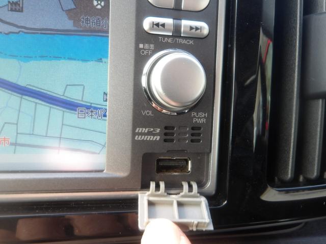 N-ONE プレミアム ツアラー・Lパッケージ 純正ナビ/バックカメラ/クルーズコントロール/キセノンヘッドライト/純正AW/ツートンカラー/ターボ(24枚目)