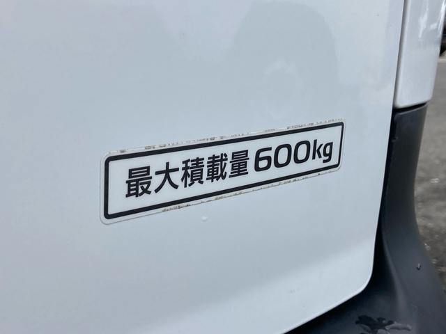 ＮＶ２００バネットバン ＤＸ　パワーステアリング　パワーウィンドウ　最大積載６００ｋｇ　エアコン　ホワイト　エアバッグ（14枚目）