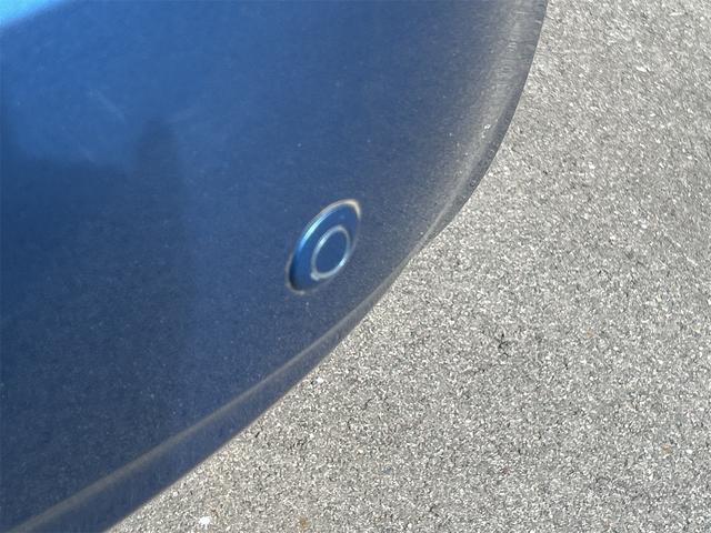 ノート Ｘ　ＤＩＧ－Ｓ　Ｖセレクション＋セーフティ　全周囲カメラ　ナビ　ＴＶ　クリアランスソナー　レーンアシスト　衝突被害軽減システム　オートライト　スマートキー　アイドリングストップ　電動格納ミラー　ＣＶＴ　盗難防止システム　衝突安全ボディ　ＡＢＳ（22枚目）