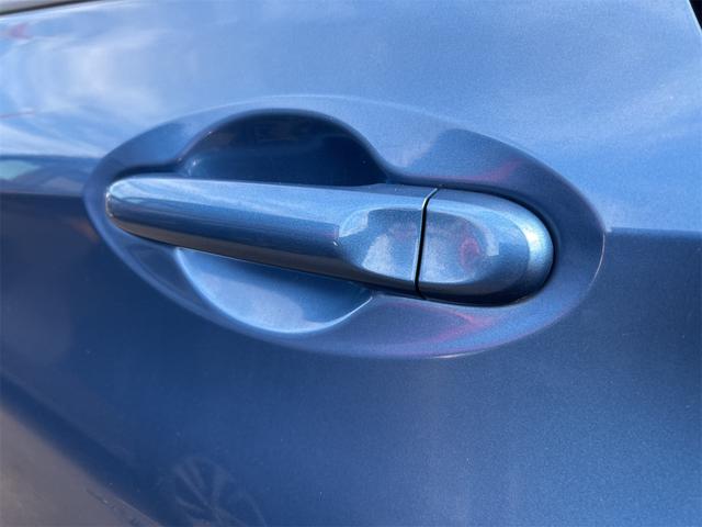 ノート Ｘ　ＤＩＧ－Ｓ　Ｖセレクション＋セーフティ　全周囲カメラ　ナビ　ＴＶ　クリアランスソナー　レーンアシスト　衝突被害軽減システム　オートライト　スマートキー　アイドリングストップ　電動格納ミラー　ＣＶＴ　盗難防止システム　衝突安全ボディ　ＡＢＳ（28枚目）