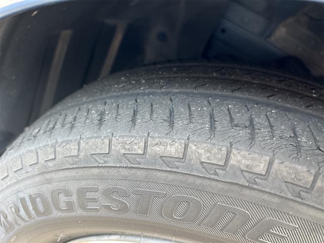 ノート Ｘ　ＤＩＧ－Ｓ　Ｖセレクション＋セーフティ　全周囲カメラ　ナビ　ＴＶ　クリアランスソナー　レーンアシスト　衝突被害軽減システム　オートライト　スマートキー　アイドリングストップ　電動格納ミラー　ＣＶＴ　盗難防止システム　衝突安全ボディ　ＡＢＳ（33枚目）