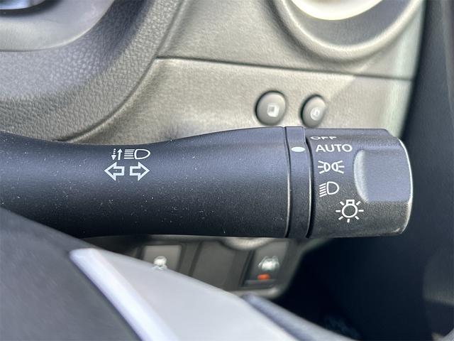 ノート Ｘ　ＤＩＧ－Ｓ　Ｖセレクション＋セーフティ　全周囲カメラ　ナビ　ＴＶ　クリアランスソナー　レーンアシスト　衝突被害軽減システム　オートライト　スマートキー　アイドリングストップ　電動格納ミラー　ＣＶＴ　盗難防止システム　衝突安全ボディ　ＡＢＳ（44枚目）