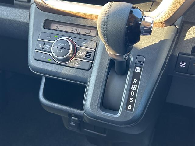 ムーヴ ＲＳ　プッシュスタート　両側パワースライドドア　クルーズコントロール　クリアランスセンサー　スマートキー　パワーステアリング　アイドリングストップ　オートライトシステム（37枚目）