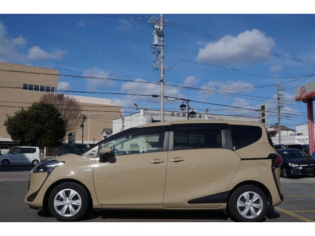 ハイブリッド ファンベースG /衝突被害軽減/両側電動ドア/LEDライト/パノラミックビュー/SDナビ/フルセグTV/ステアリングSW/アクセサリーコンセント/ETC車載器/ワンオーナー/禁煙車/走行無制限1年保証付き/(11枚目)