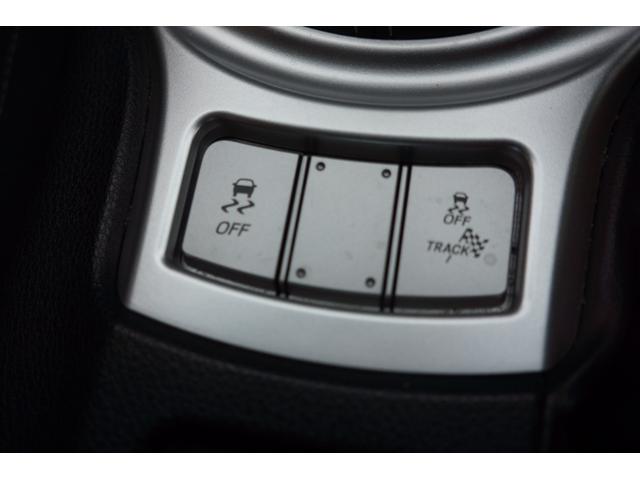 ８６ ＧＴ　モデリスタエアロパーツ　ナビ　ＴＶ　６ＭＴ　ＬＥＤヘッドランプ　スマートキー　電動格納ミラー　アルミホイール　盗難防止システム　衝突安全ボディ　ＡＢＳ　ＥＳＣ　エアコン　パワーステアリング（7枚目）