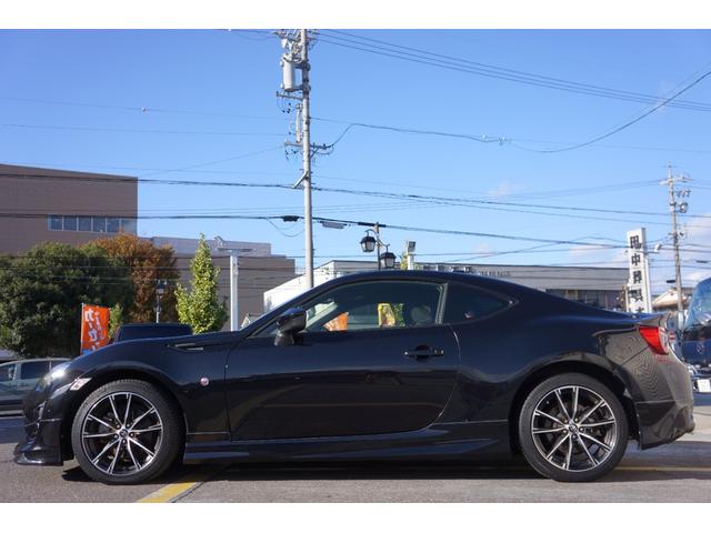 ８６ ＧＴ　モデリスタエアロパーツ　ナビ　ＴＶ　６ＭＴ　ＬＥＤヘッドランプ　スマートキー　電動格納ミラー　アルミホイール　盗難防止システム　衝突安全ボディ　ＡＢＳ　ＥＳＣ　エアコン　パワーステアリング（23枚目）