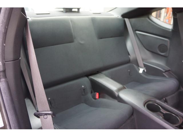 ８６ ＧＴ　モデリスタエアロパーツ　ナビ　ＴＶ　６ＭＴ　ＬＥＤヘッドランプ　スマートキー　電動格納ミラー　アルミホイール　盗難防止システム　衝突安全ボディ　ＡＢＳ　ＥＳＣ　エアコン　パワーステアリング（26枚目）