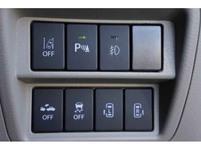 エブリイワゴン ＰＺターボスペシャル　４ＷＤ　ベッドキッド　ＥＴＣ　バックカメラ　両側電動スライドドア　ナビ　フルセグＴＶ　リフトアップ　スマートキー２個　衝突被害軽減システム　オートライト　ＬＥＤ　ワンオーナー　シートヒーター　禁煙車（9枚目）