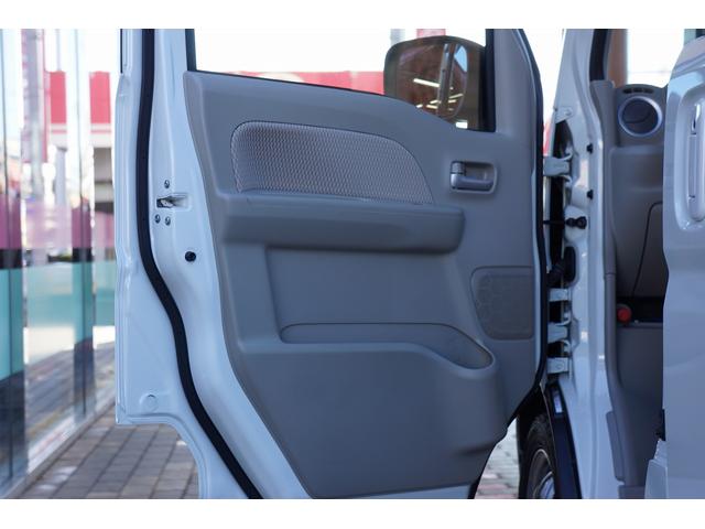 エブリイワゴン ＰＺターボスペシャル　４ＷＤ　ベッドキッド　ＥＴＣ　バックカメラ　両側電動スライドドア　ナビ　フルセグＴＶ　リフトアップ　スマートキー２個　衝突被害軽減システム　オートライト　ＬＥＤ　ワンオーナー　シートヒーター　禁煙車（43枚目）