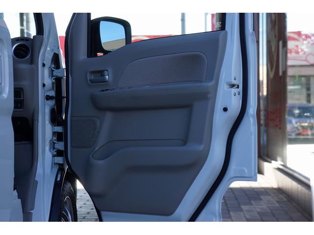 エブリイワゴン ＰＺターボスペシャル　４ＷＤ　ベッドキッド　ＥＴＣ　バックカメラ　両側電動スライドドア　ナビ　フルセグＴＶ　リフトアップ　スマートキー２個　衝突被害軽減システム　オートライト　ＬＥＤ　ワンオーナー　シートヒーター　禁煙車（58枚目）