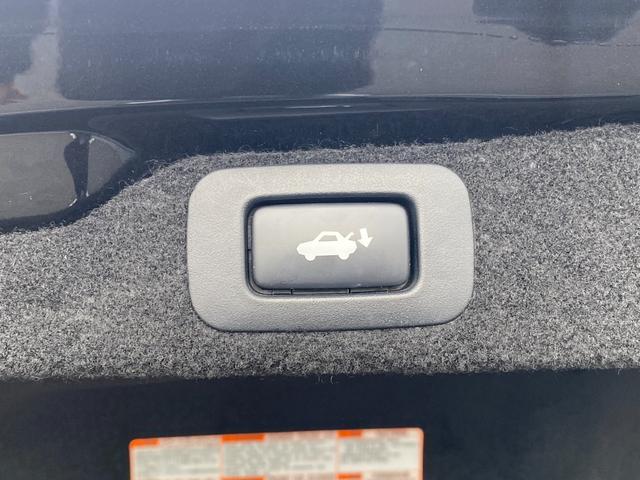 ＧＳ ＧＳ４５０ｈ　バージョンＬ　後期モデル・純正全画面ＳＤナビ・地デジ・マークレビンソン・レザーシート・サンルーフ・ベンチレーション・セーフティシステム＋・ＢＳＭ・ＨＵＤ・パワートランク・ドラレコ・３眼ＬＥＤライト・ＥＴＣ（17枚目）